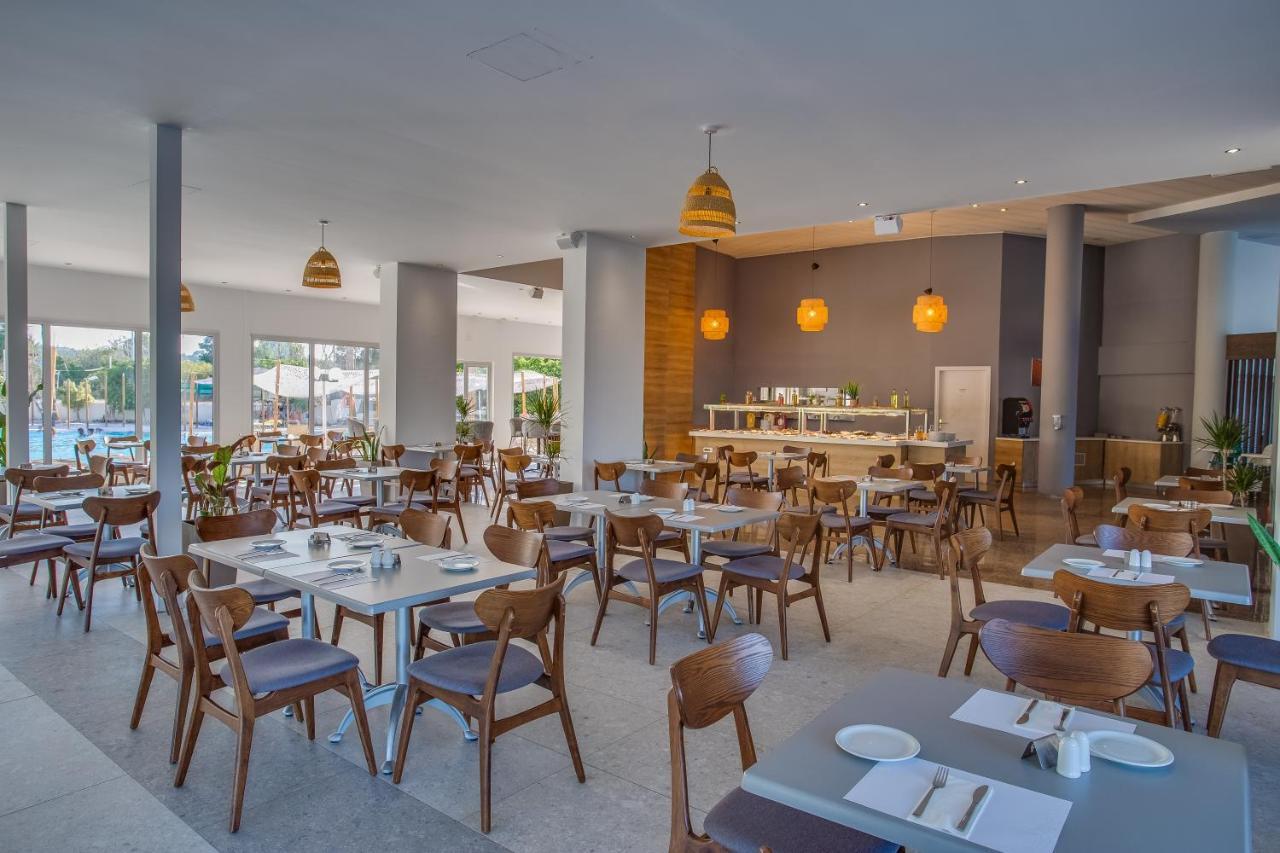 Toxotis Hotel Pernera ภายนอก รูปภาพ