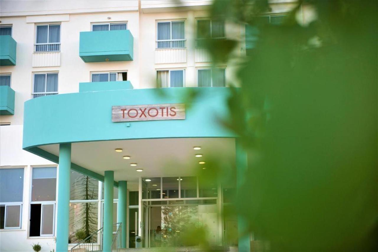 Toxotis Hotel Pernera ภายนอก รูปภาพ