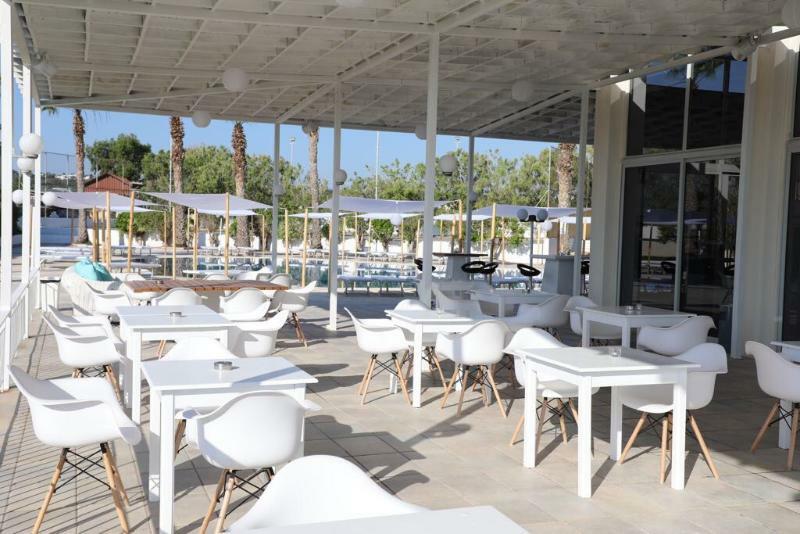 Toxotis Hotel Pernera ภายนอก รูปภาพ